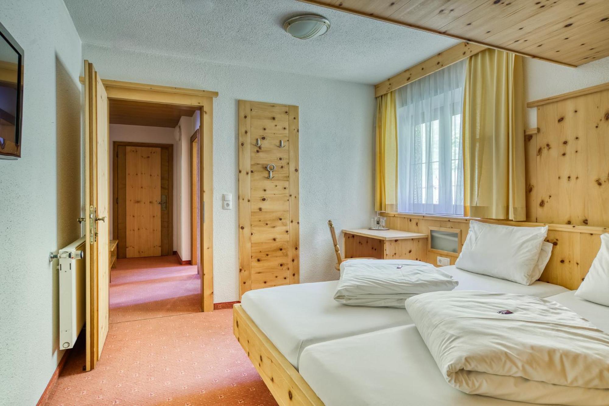 Hotel Jaegerhof Ец Номер фото